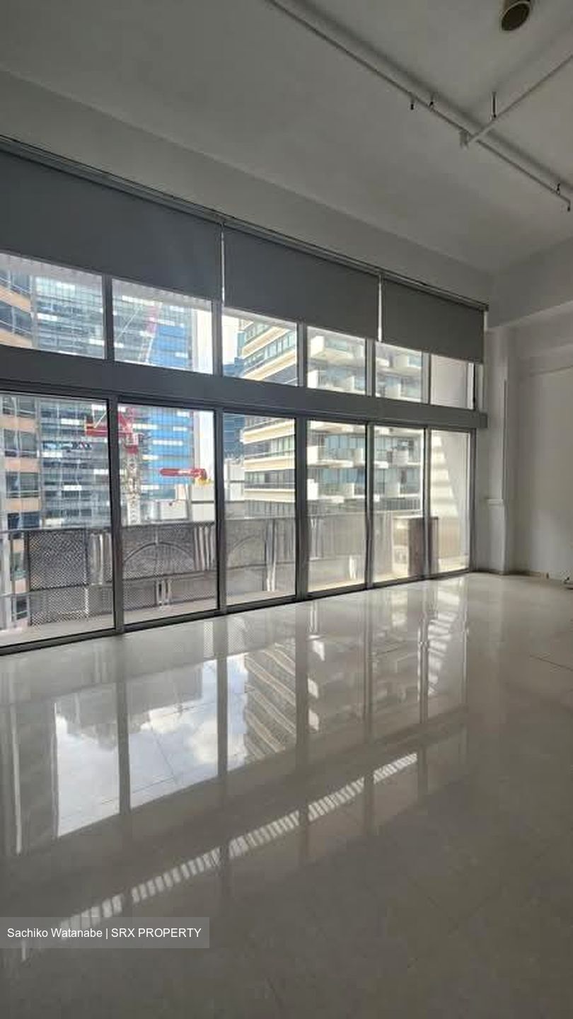 Eon Shenton (D2), Office #570503361